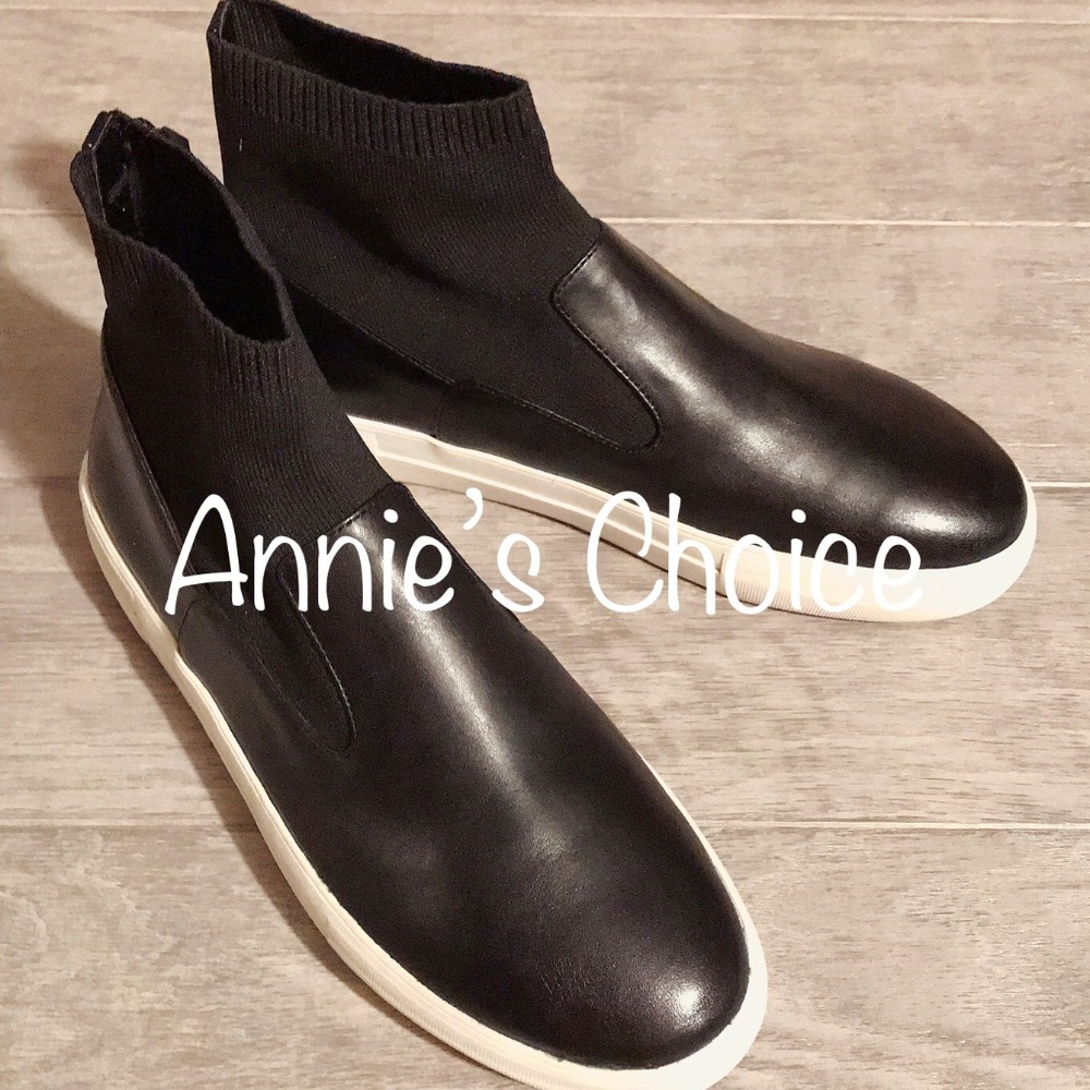 ZARA Contrasting Boots:Black, US 7.5, 8/EUR 38, 39